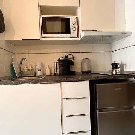 Cap Sea View Апартаменты Салоу